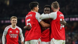 Arsenal Menang Dramatis 2-1 atas Wolves Lewat Dua Gol Bunuh Diri